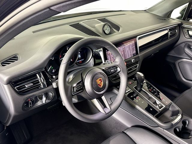 2026 Porsche Macan AWD - 23057410 - 3