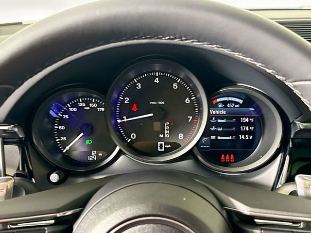 2026 Porsche Macan AWD - 23057421 - 11