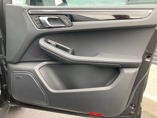 2026 Porsche Macan AWD - 22931646 - 17