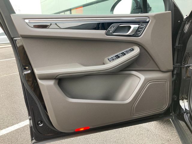 2026 Porsche Macan AWD - 22950023 - 5