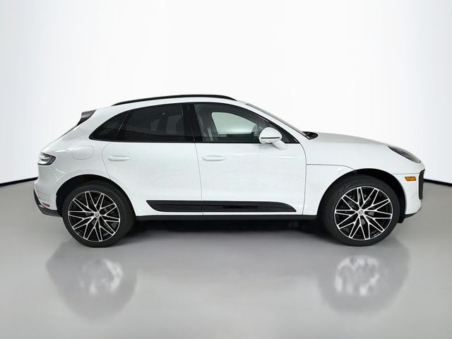 2026 Porsche Macan AWD - 23067568 - 7