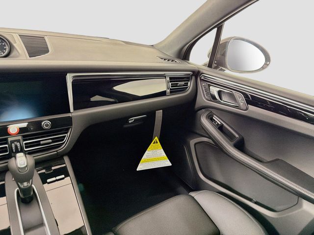 2026 Porsche Macan AWD - 23067573 - 23
