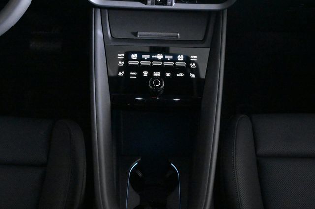 2026 Porsche Macan Electric 4 AWD - 23004160 - 14