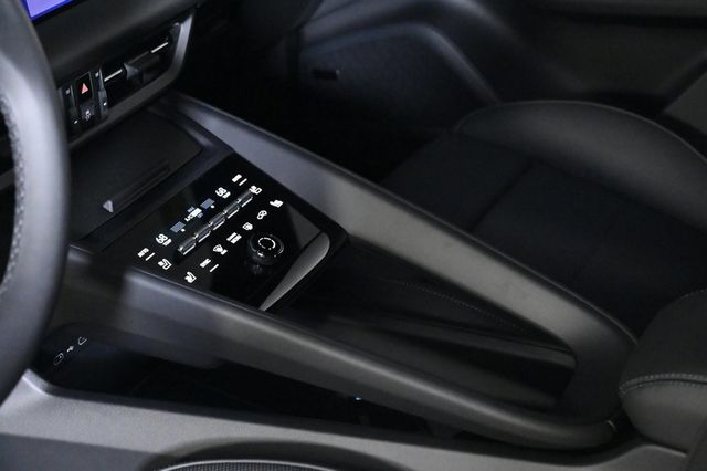 2026 Porsche Macan Electric 4 AWD - 23004160 - 19