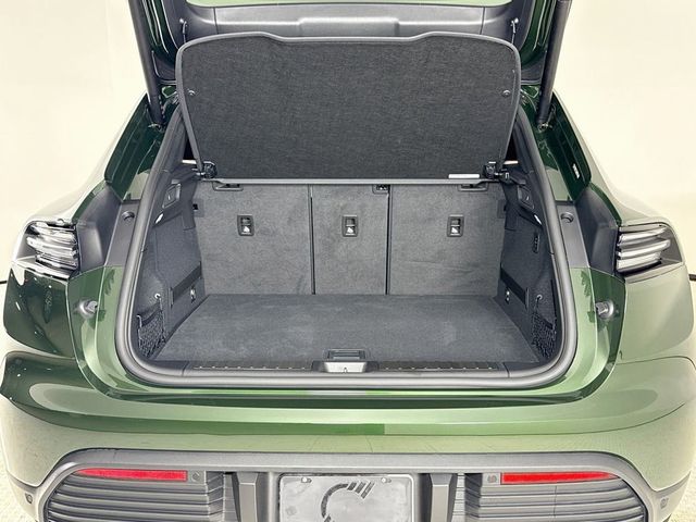 2026 Porsche Macan Electric 4S AWD - 23053157 - 25
