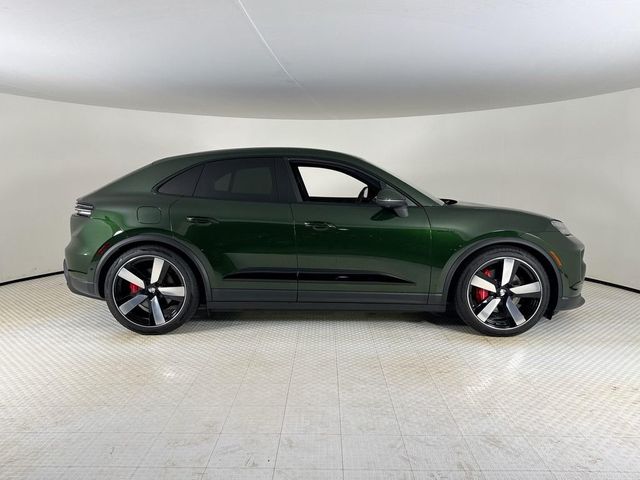 2026 Porsche Macan Electric 4S AWD - 23053157 - 7