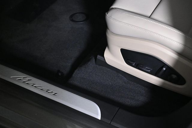 2026 Porsche Macan Electric RWD - 23002813 - 21