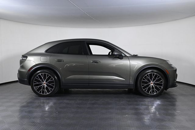 2026 Porsche Macan Electric RWD - 23002813 - 7