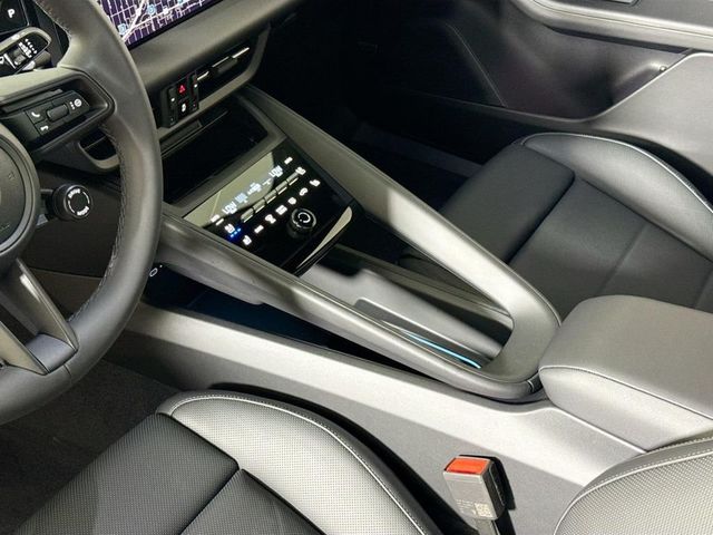 2026 Porsche Macan Electric RWD - 23050617 - 19