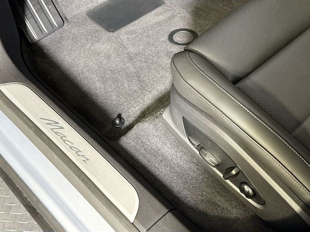 2026 Porsche Macan Electric RWD - 23050639 - 21