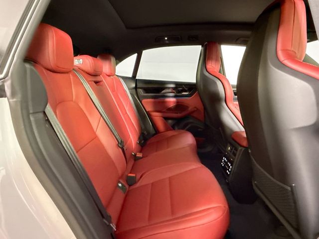 2026 Porsche Macan Electric RWD - 23057428 - 17
