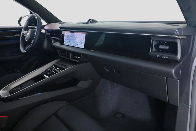 2026 Porsche Macan Electric Turbo AWD - 22990278 - 17