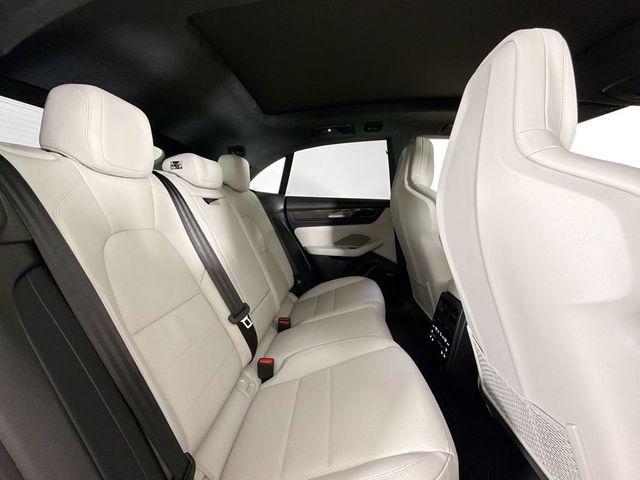 2026 Porsche Macan Electric Turbo AWD - 23058028 - 17