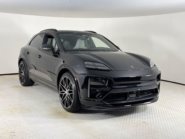 2026 Porsche Macan Electric Turbo AWD - 23058028 - 8