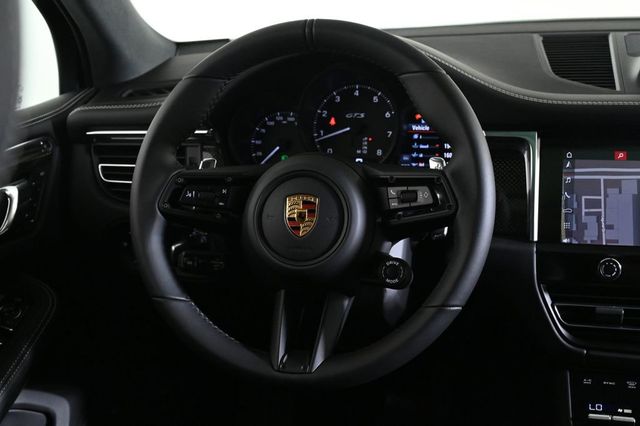 2026 Porsche Macan GTS AWD - 22944993 - 12