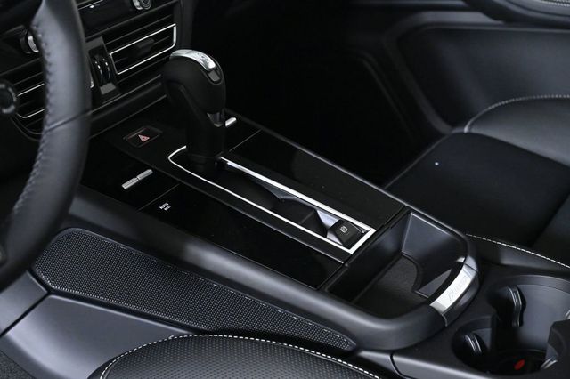 2026 Porsche Macan GTS AWD - 22944993 - 24