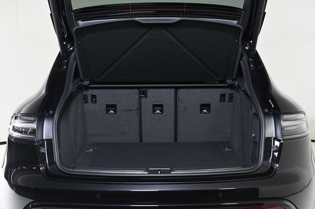 2026 Porsche Macan GTS AWD - 22944993 - 26