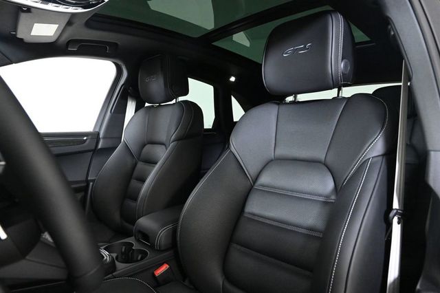 2026 Porsche Macan GTS AWD - 22944993 - 4
