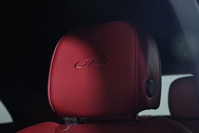2026 Porsche Macan GTS AWD - 23002825 - 19