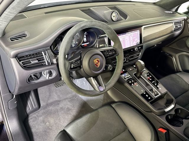 2026 Porsche Macan GTS AWD - 23057445 - 3