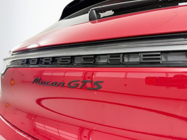 2026 Porsche Macan GTS AWD - 23067577 - 10