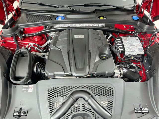 2026 Porsche Macan GTS AWD - 23067577 - 32
