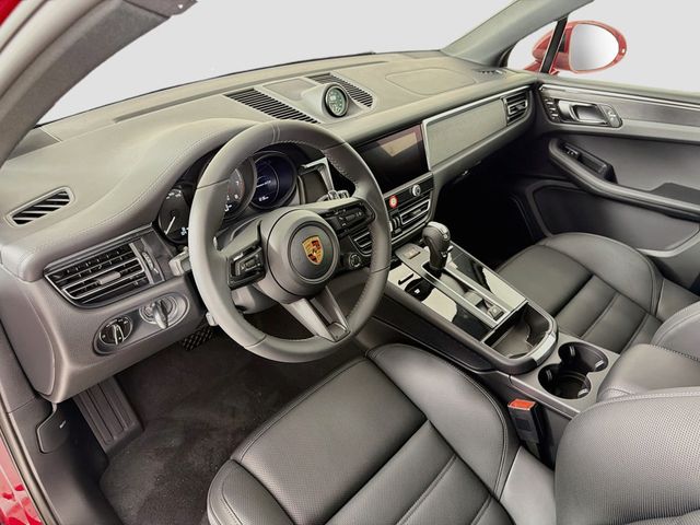 2026 Porsche Macan GTS AWD - 23067577 - 3
