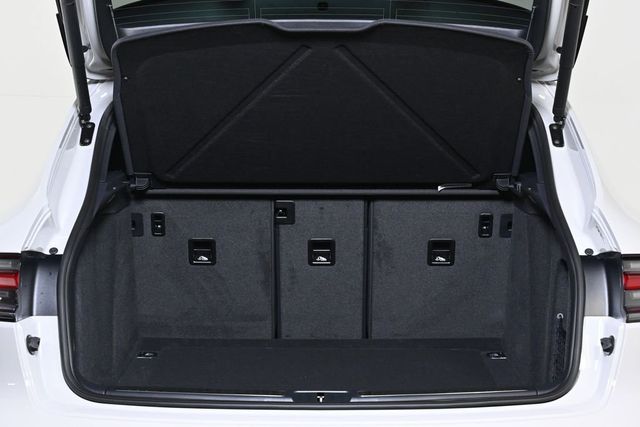 2026 Porsche Macan S AWD - 22944969 - 24