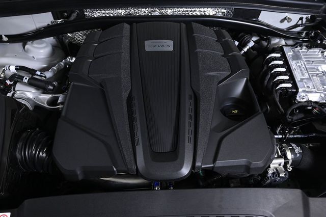 2026 Porsche Macan S AWD - 22944969 - 25