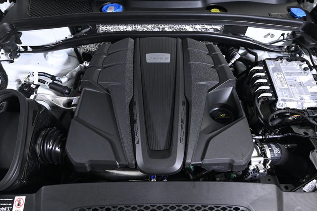 2026 Porsche Macan S AWD - 22950171 - 24