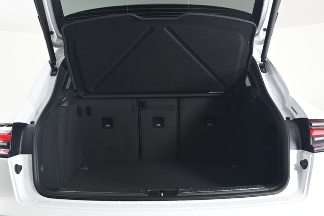 2026 Porsche Macan S AWD - 22955891 - 25