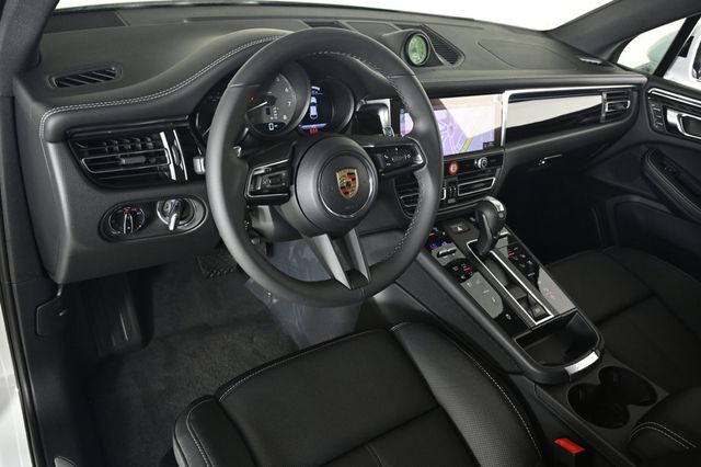 2026 Porsche Macan S AWD - 22955891 - 3