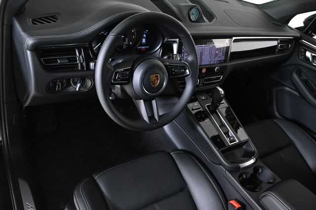 2026 Porsche Macan S AWD - 22969546 - 3