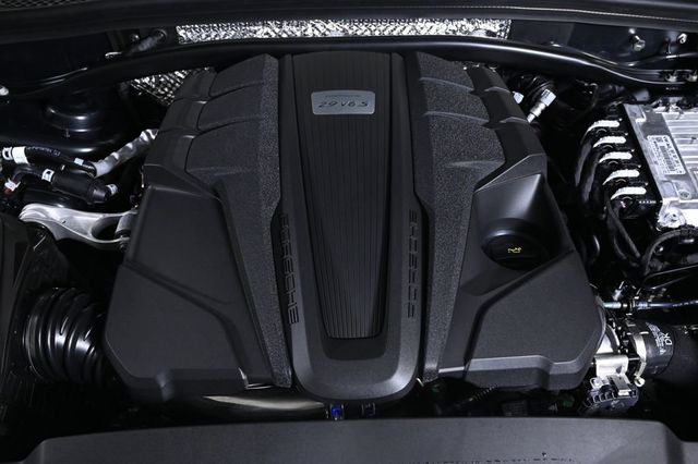 2026 Porsche Macan S AWD - 22983350 - 24