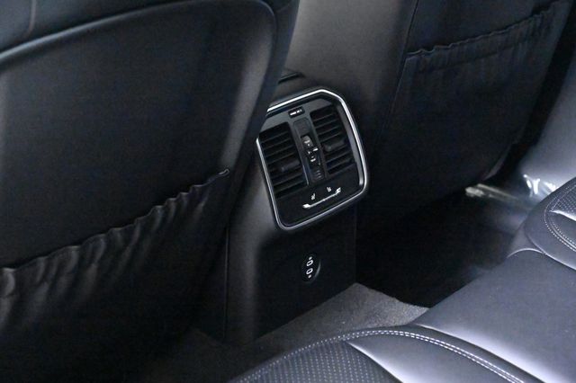 2026 Porsche Macan S AWD - 22987560 - 18