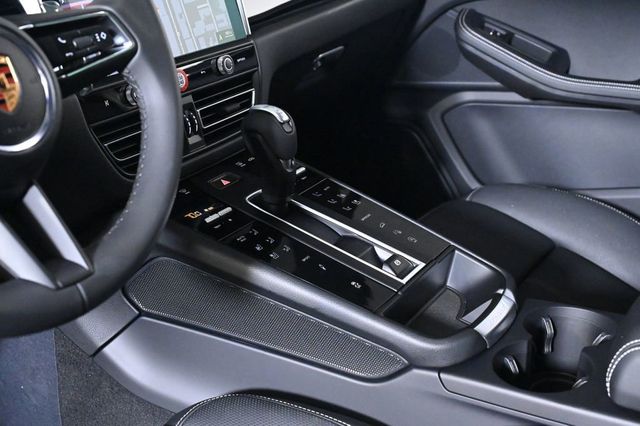 2026 Porsche Macan S AWD - 23024132 - 19