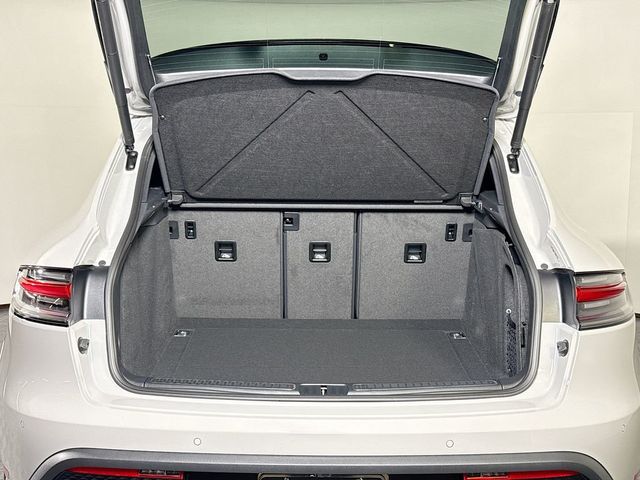 2026 Porsche Macan S AWD - 23027579 - 25