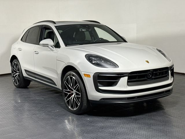 2026 Porsche Macan S AWD - 23027579 - 8
