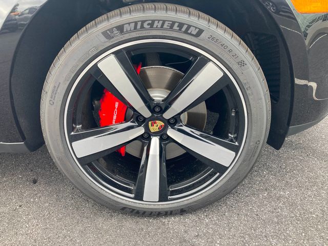 2026 Porsche Macan S AWD - 22931645 - 25