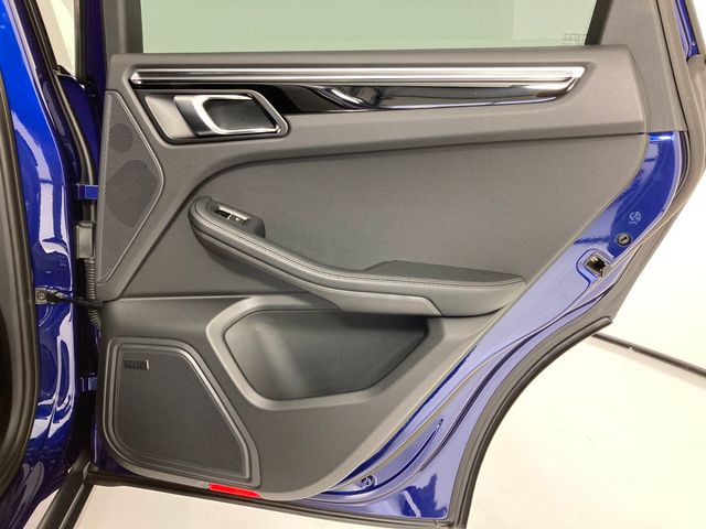 2026 Porsche Macan S AWD - 22952636 - 16