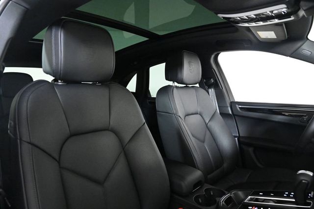 2026 Porsche Macan T AWD - 22944997 - 16