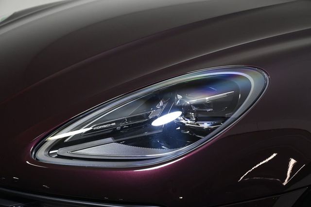 2026 Porsche Macan T AWD - 22944998 - 21