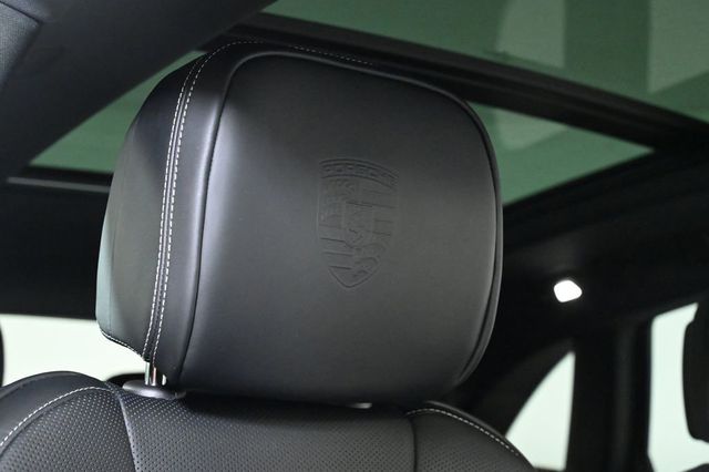 2026 Porsche Macan T AWD - 22944998 - 24