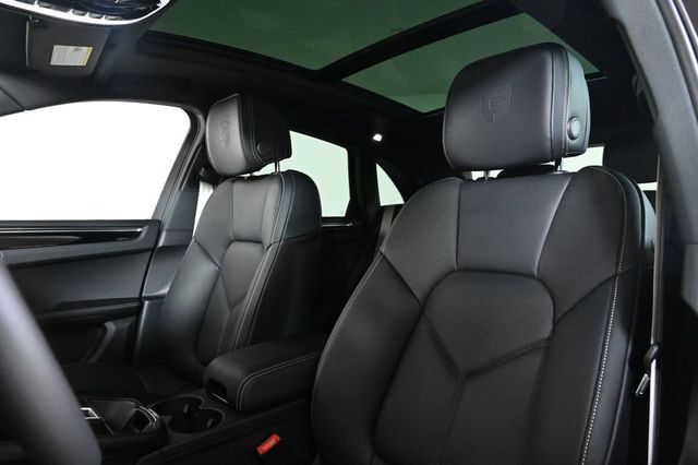 2026 Porsche Macan T AWD - 22944998 - 4