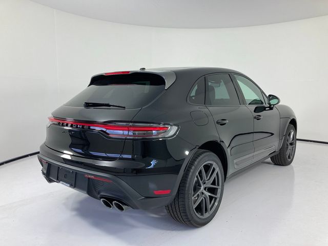 2026 Porsche Macan T AWD - 22952648 - 26