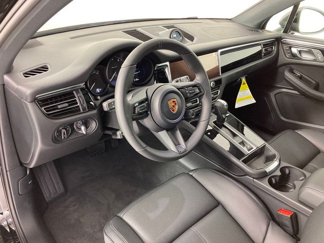2026 Porsche Macan T AWD - 22952648 - 3