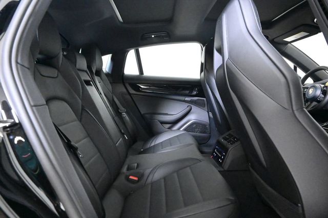 2026 Porsche Panamera 4 AWD - 22977168 - 17