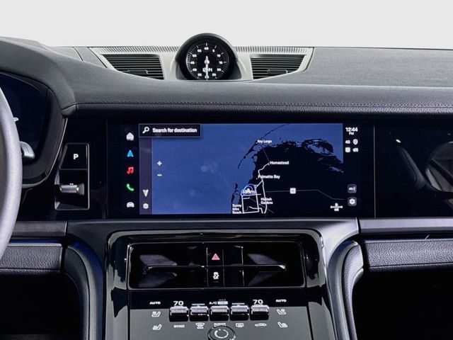 2026 Porsche Panamera 4 E-Hybrid - Photo 13