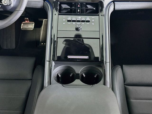 2026 Porsche Panamera 4 E-Hybrid - Photo 14