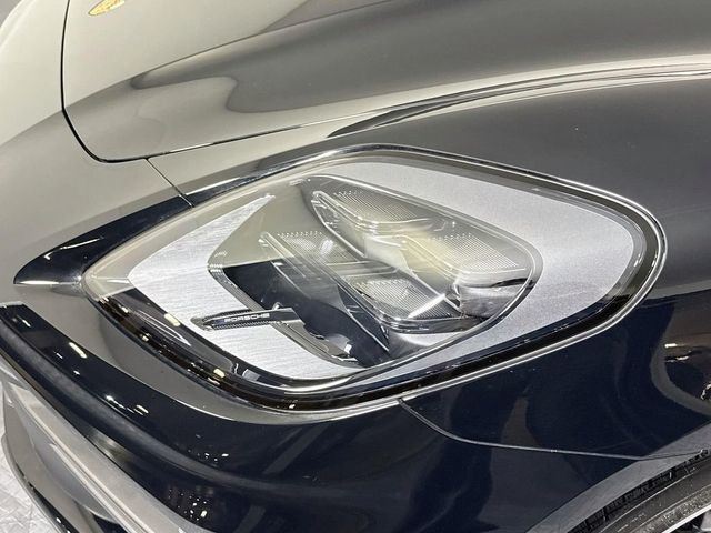 2026 Porsche Panamera 4 E-Hybrid - Photo 22